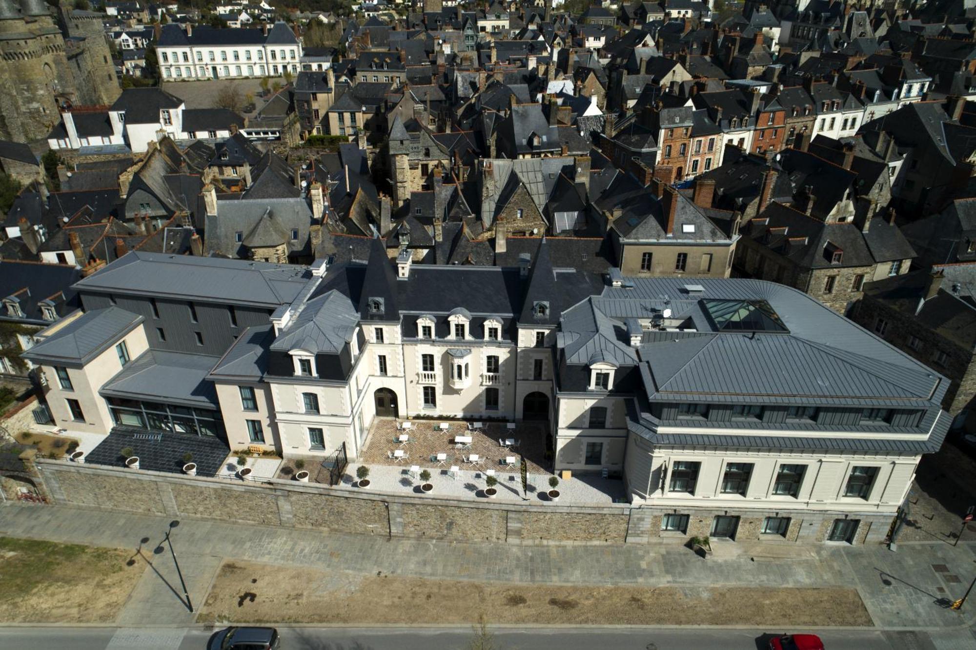 Le Magic Hotel & Spa Vitré Εξωτερικό φωτογραφία